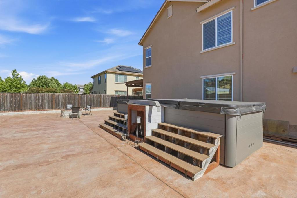 1860 Thyme Court Property Photo 43