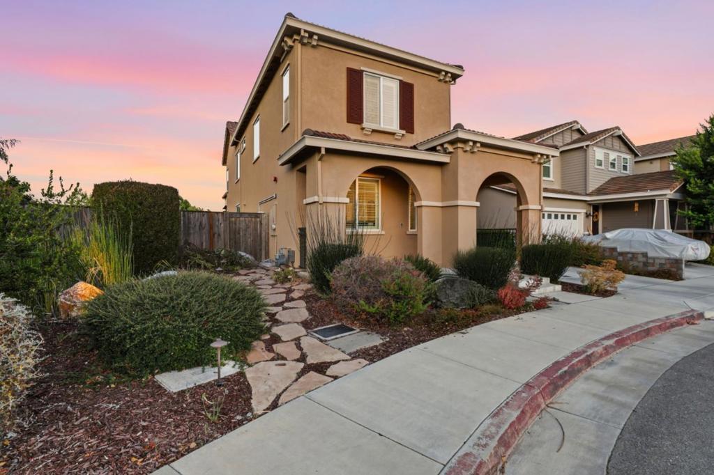 1860 Thyme Court Property Photo 47