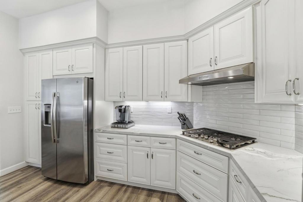 8732 Mccarty Ranch Drive Property Photo 4