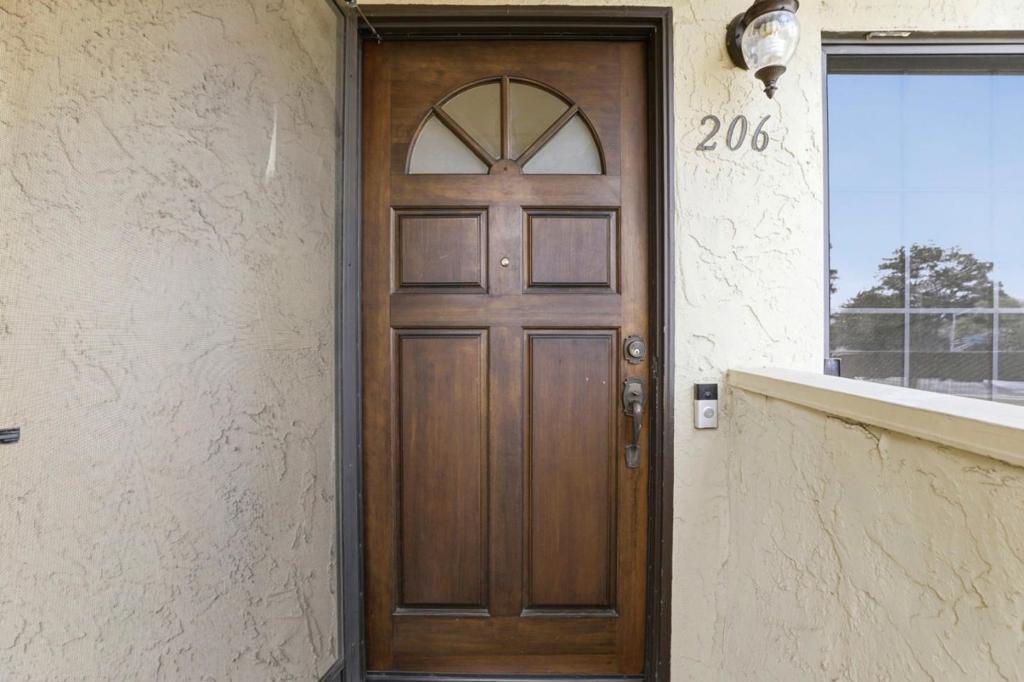 880 N Winchester Boulevard 206 Property Photo 4