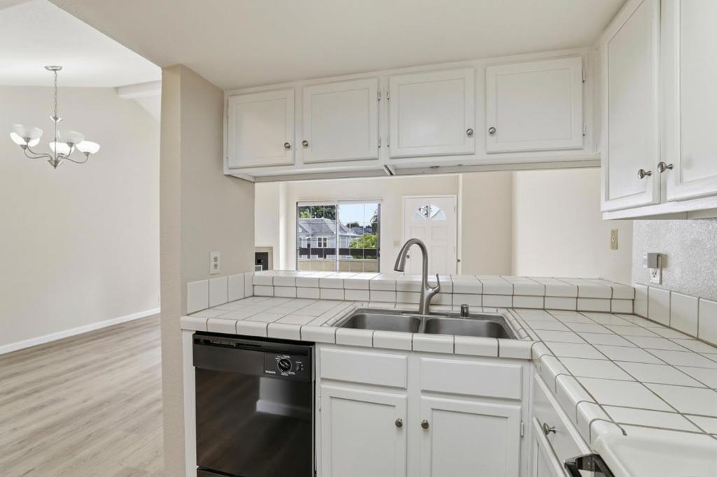 880 N Winchester Boulevard 206 Property Photo 11