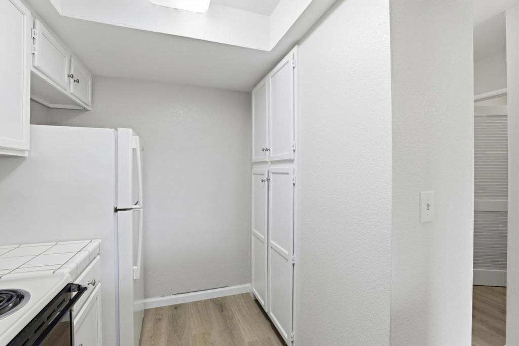 880 N Winchester Boulevard 206 Property Photo 13