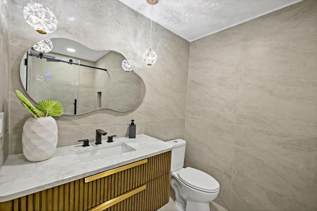 2811 Glen Firth Drive Property Photo 24