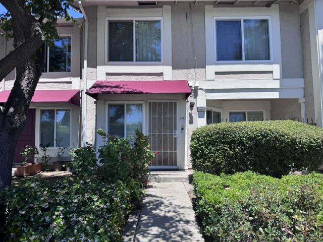 49 Muirfield Court Property Photo 1