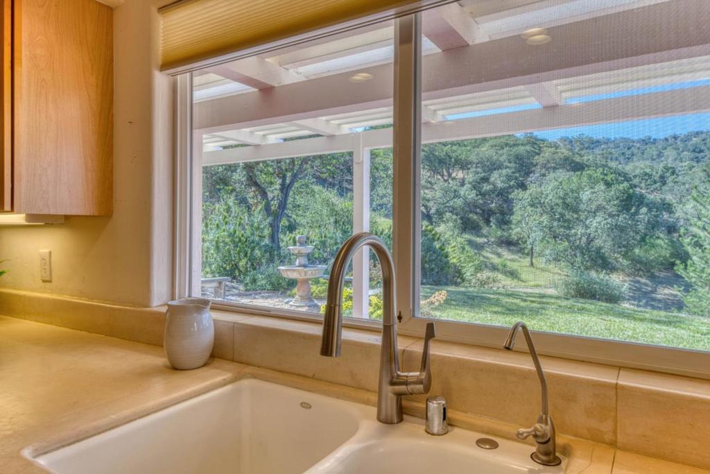 328 San Benancio Road Property Photo 19