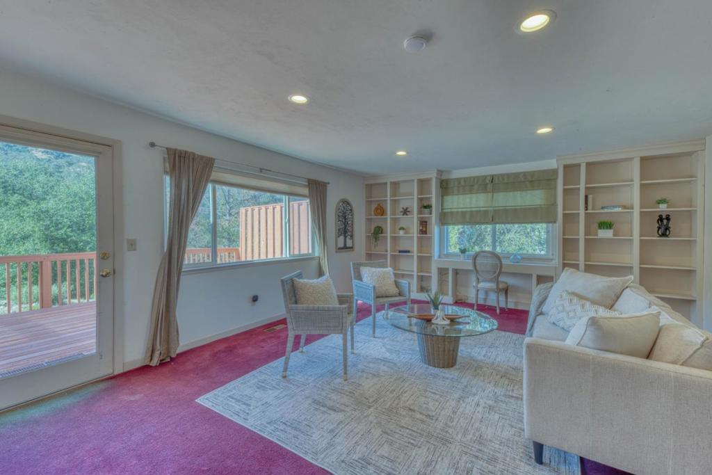 328 San Benancio Road Property Photo 22