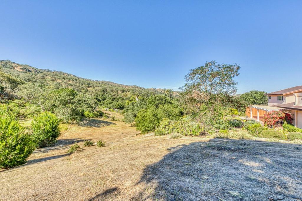 328 San Benancio Road Property Photo 43