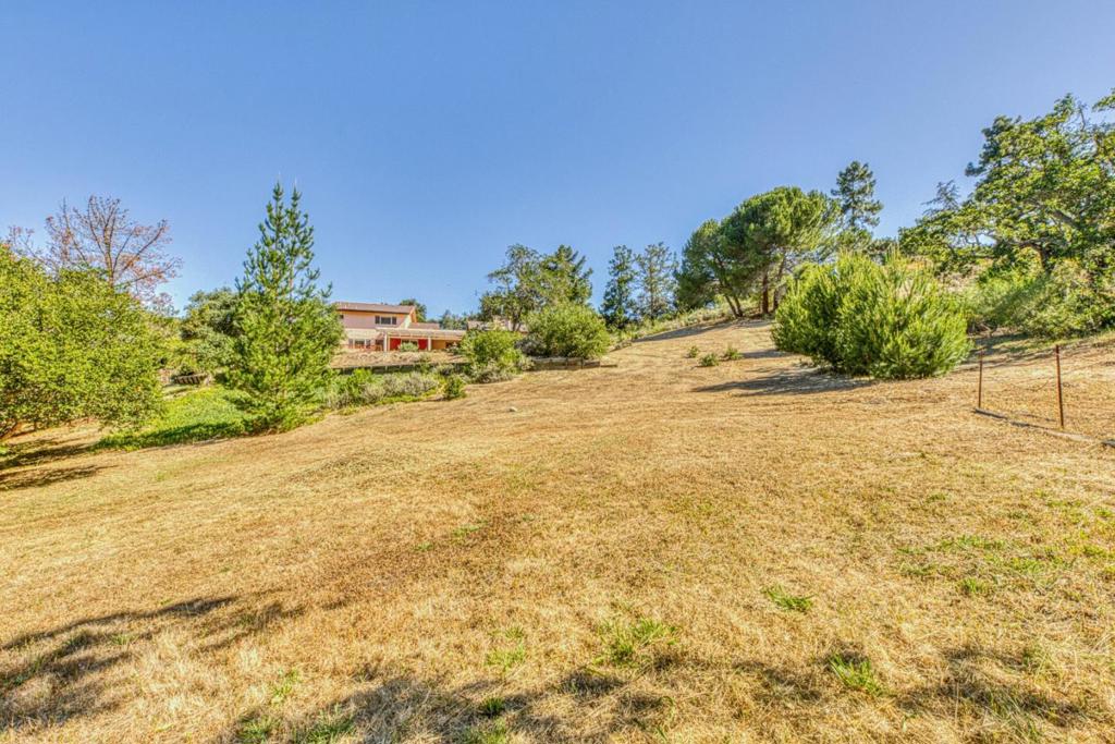 328 San Benancio Road Property Photo 45