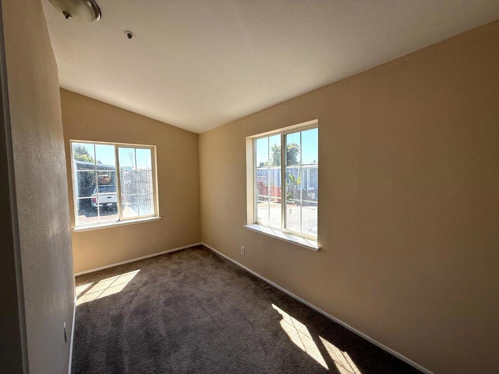 2515 Gramarcy Avenue 210 Property Photo 6