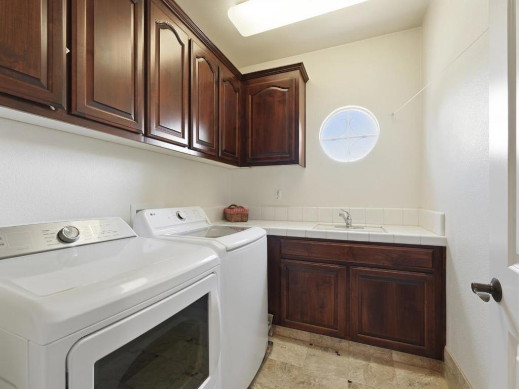 7545 Pinehurst Place Property Photo 26
