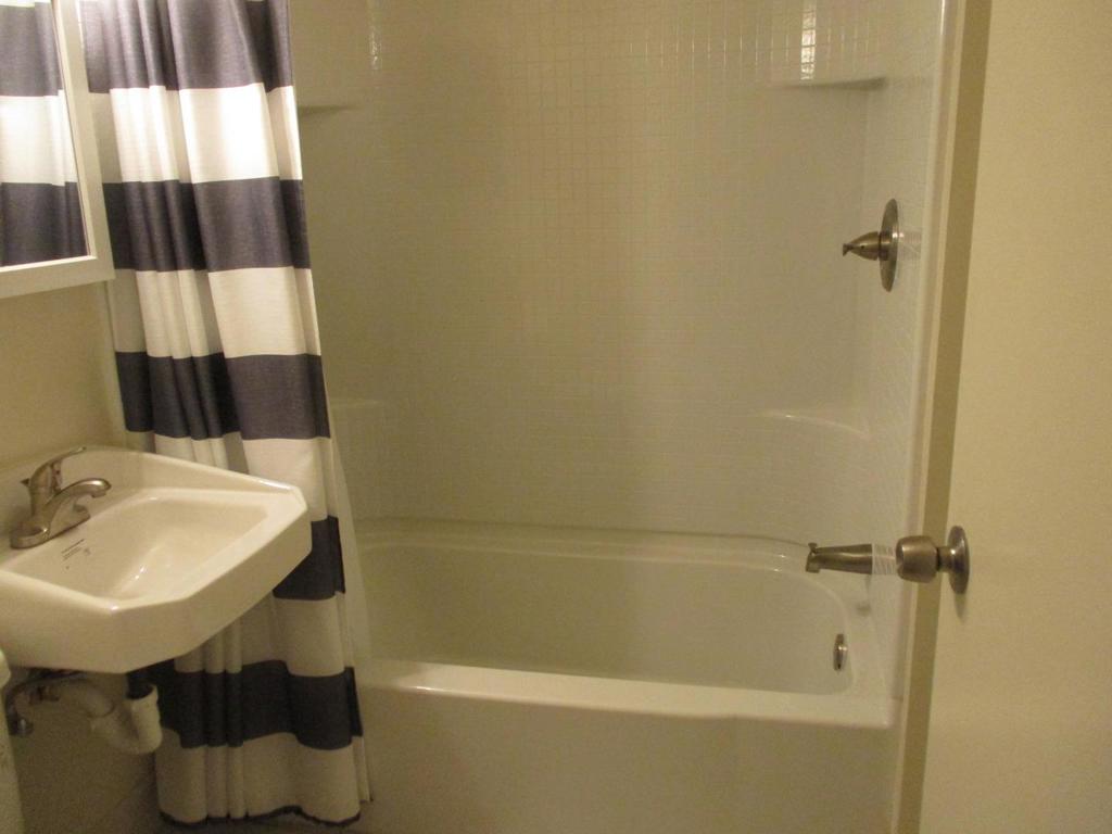 8495 Murray Avenue Property Photo 16
