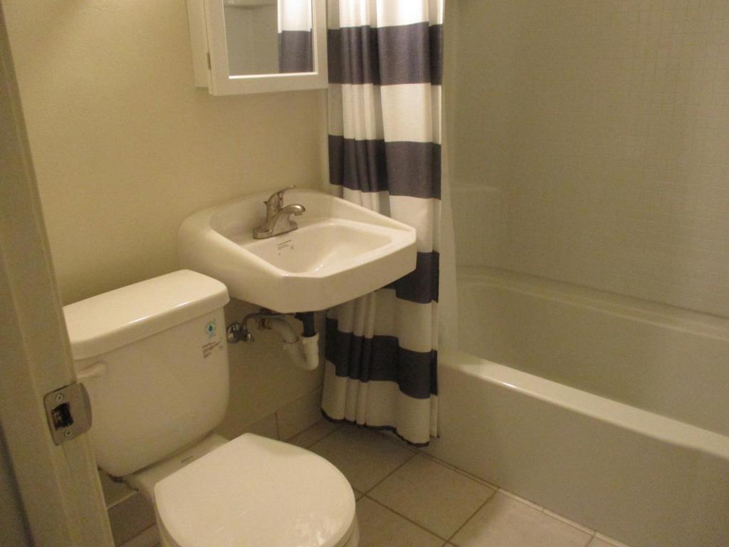8495 Murray Avenue Property Photo 17