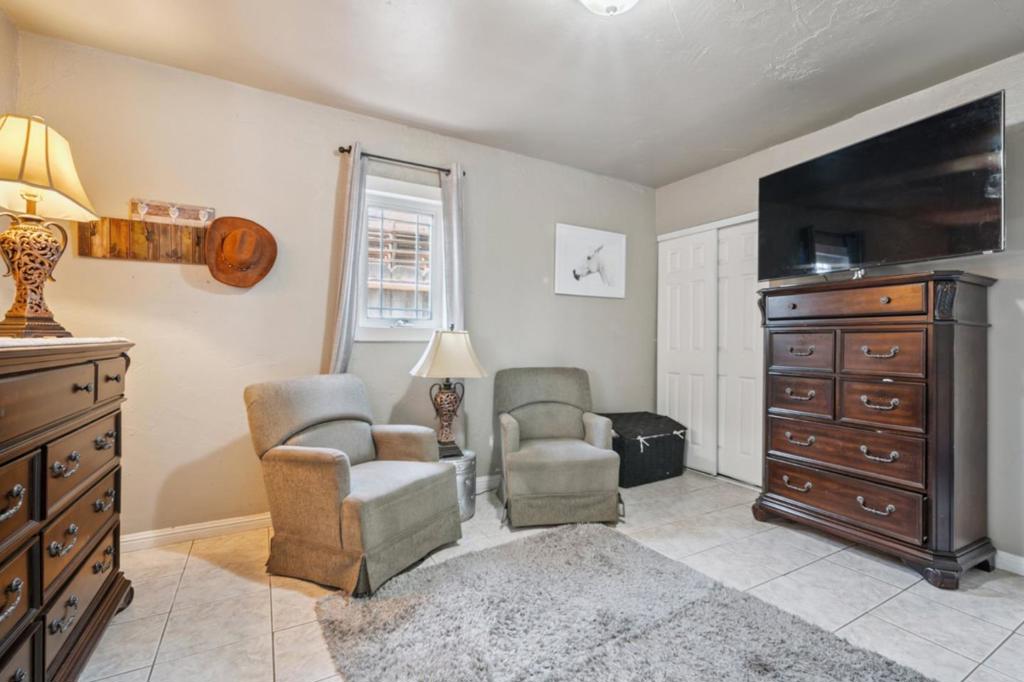 1413 Wiren Street Property Photo 16