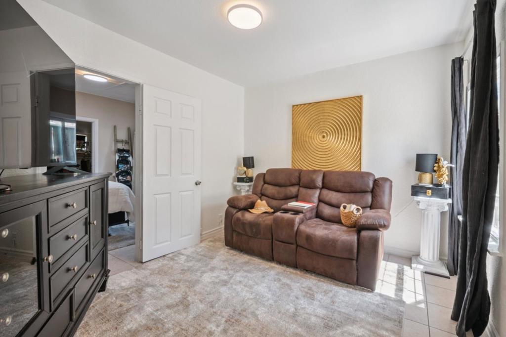1413 Wiren Street Property Photo 26