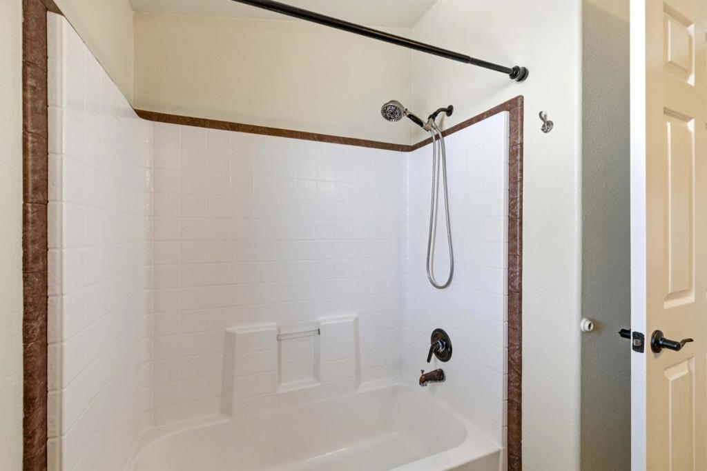 13422 Agua Caliente 212 Property Photo 10