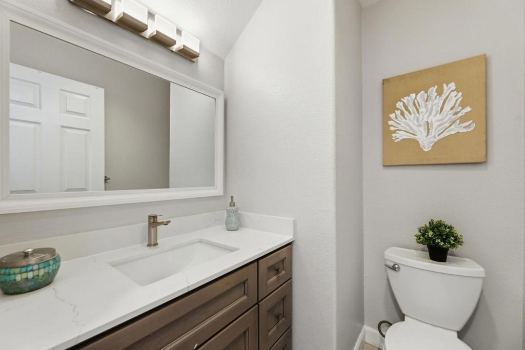 5635 Le Fevre Drive Property Photo 27