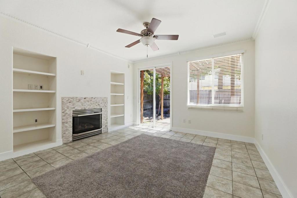 9400 Trolio Way Property Photo 6