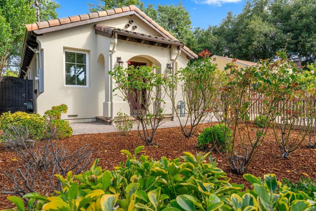 455 Margarita Avenue Property Photo 10