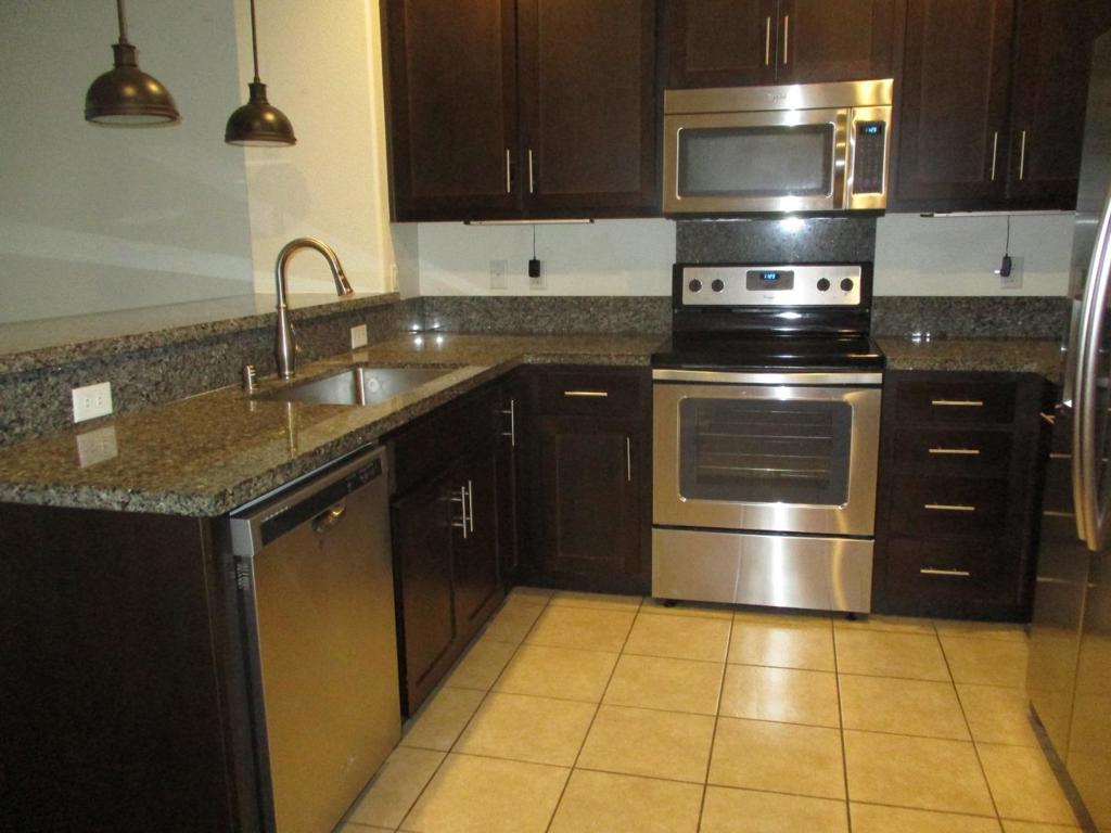 17548 Mason Lane Property Photo 2