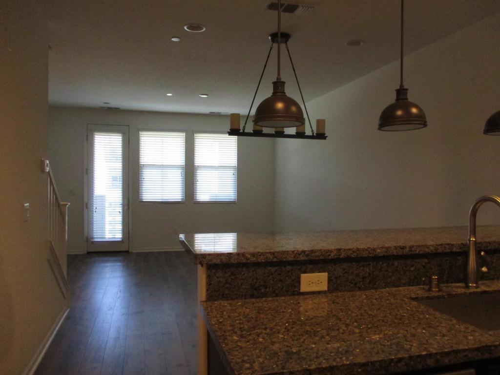 17548 Mason Lane Property Photo 4