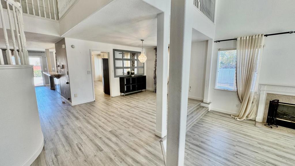206 Meadow Creek Court Property Photo 3