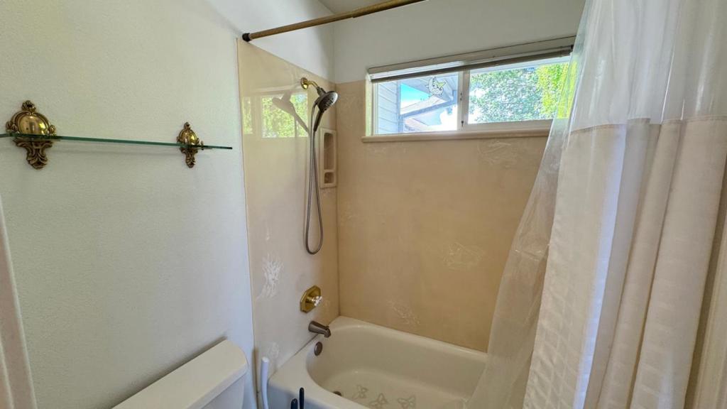 206 Meadow Creek Court Property Photo 19