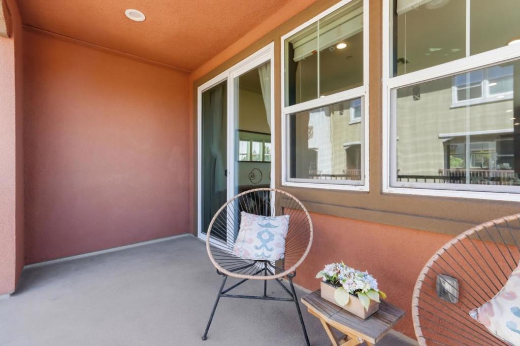 34823 Awning Terrace Property Photo 29