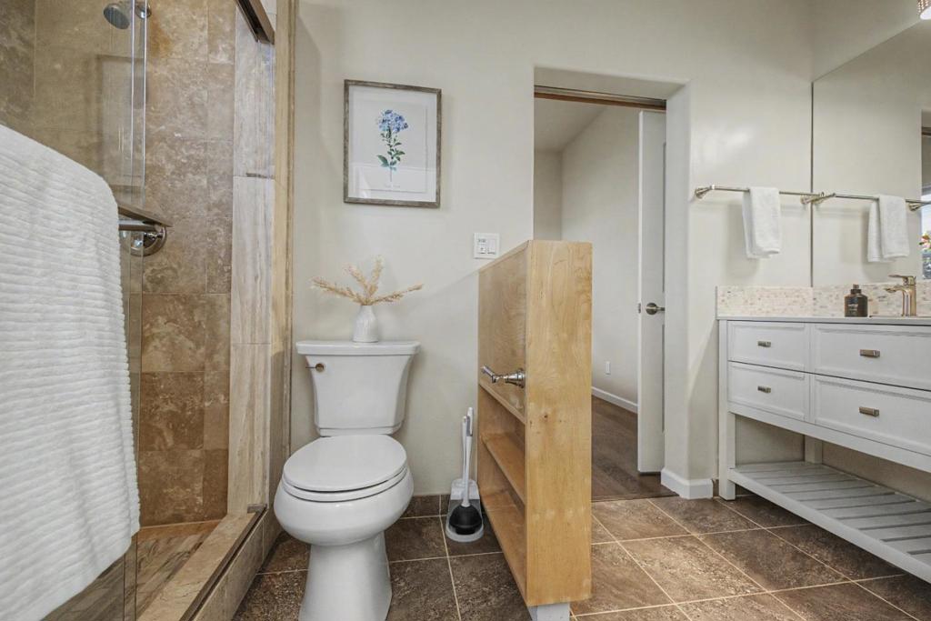 3057 California Avenue Property Photo 29