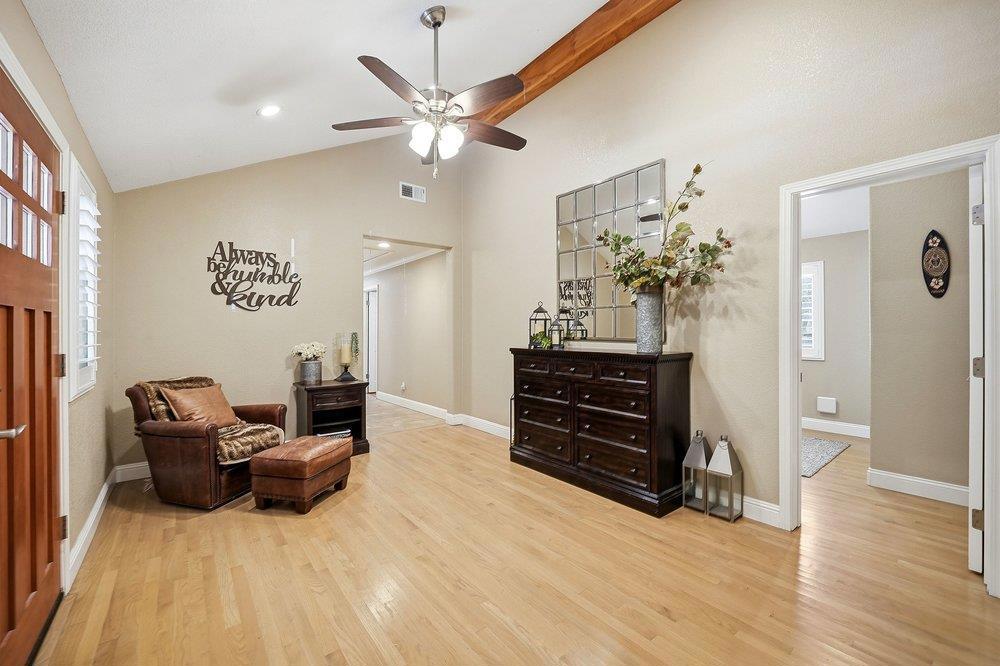 1755 Paradise View Property Photo 7