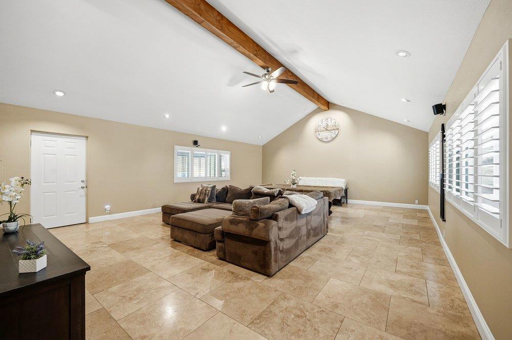 1755 Paradise View Property Photo 9