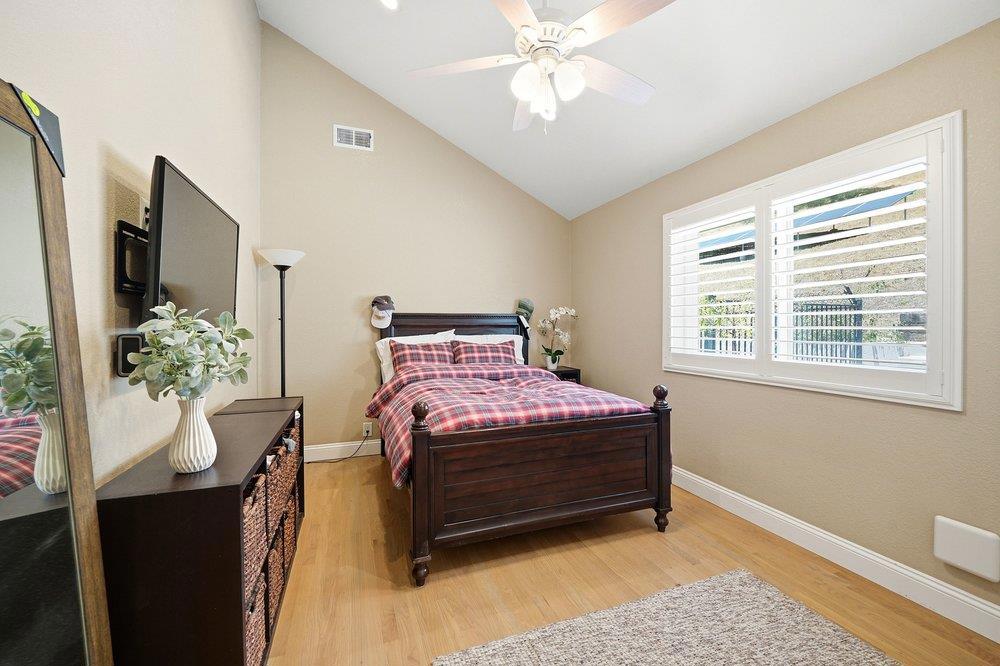 1755 Paradise View Property Photo 11