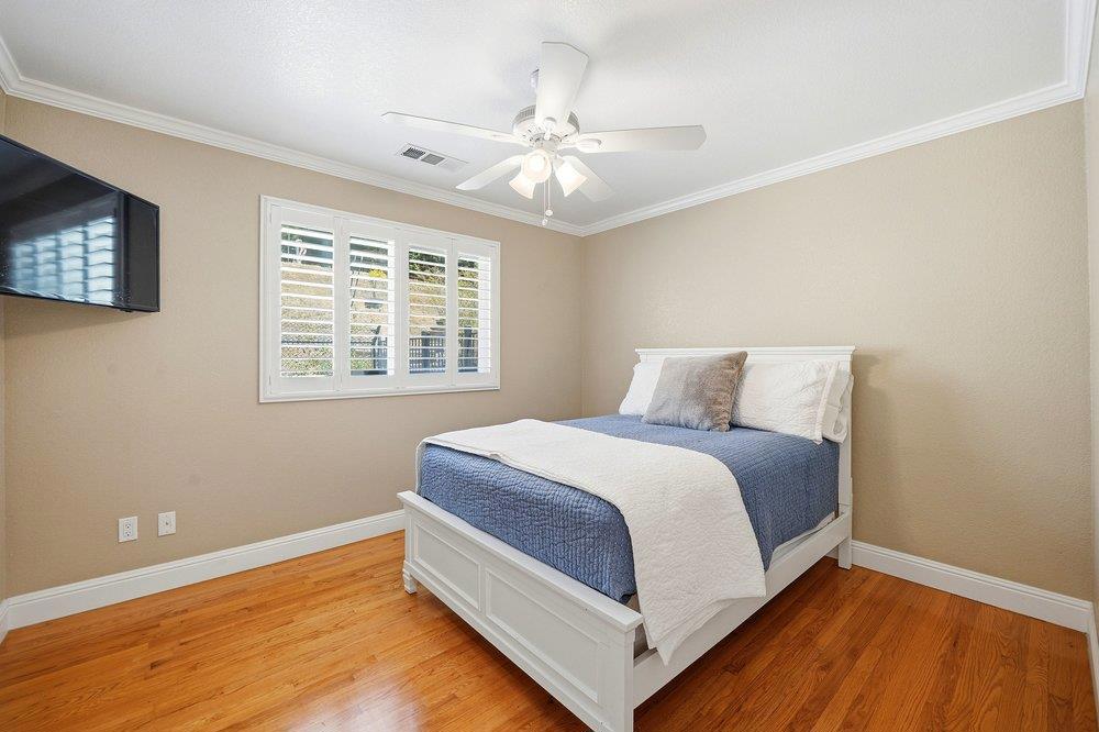 1755 Paradise View Property Photo 13