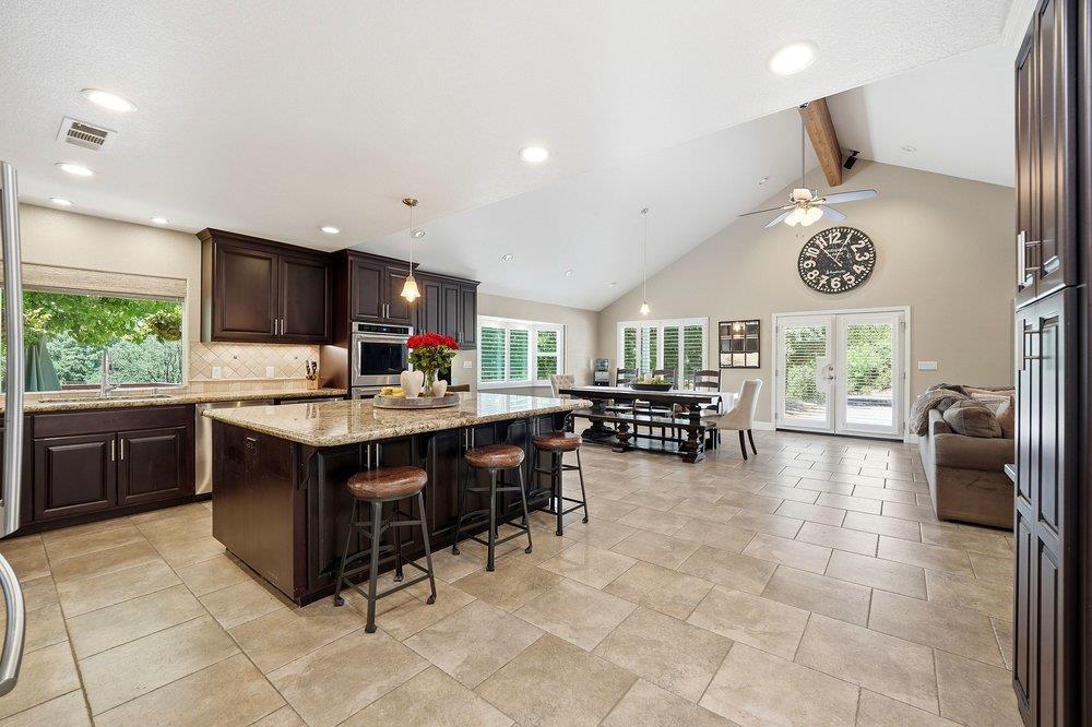 1755 Paradise View Property Photo 21