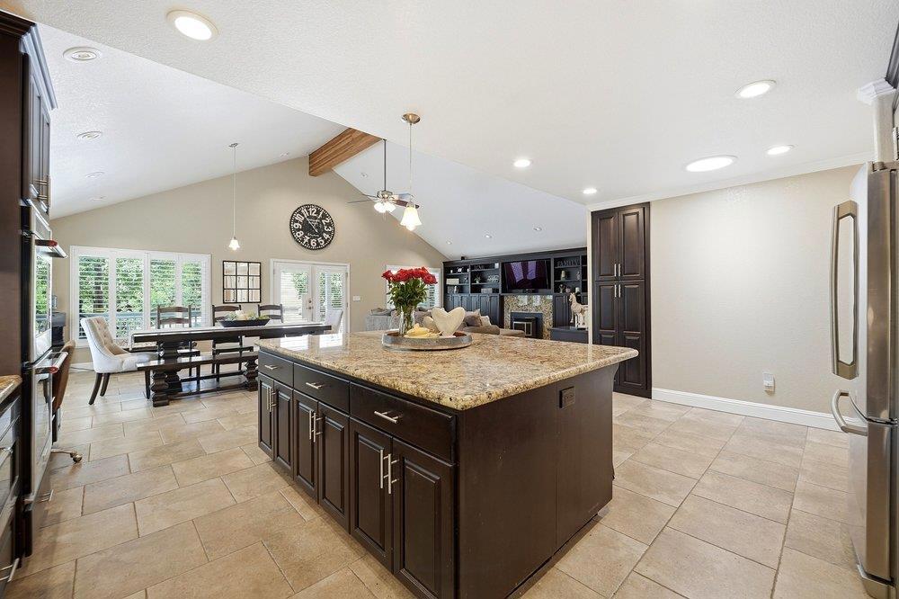 1755 Paradise View Property Photo 22