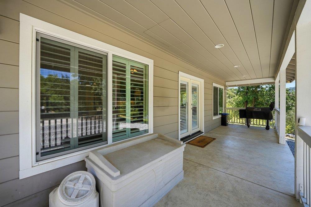 1755 Paradise View Property Photo 28