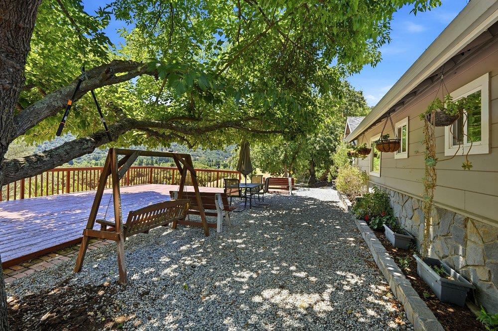 1755 Paradise View Property Photo 32