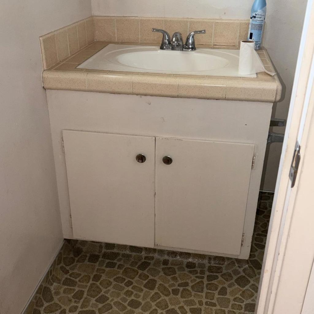34 Cottage Lane Property Photo 16