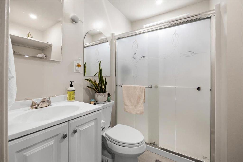 431 Delano Avenue Property Photo 7