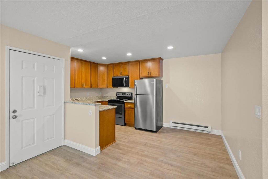 16424 Foothill Boulevard Property Photo 12
