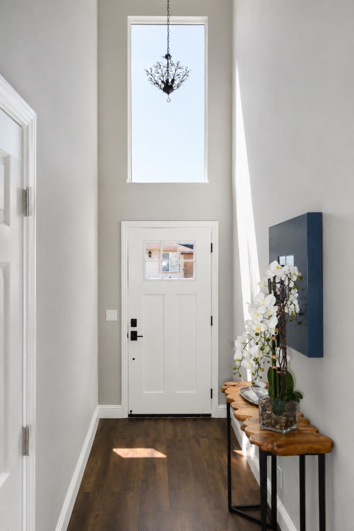 ML82049518 Property Photo 2