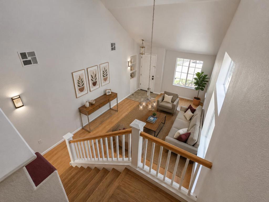 73 Images Circle Property Photo 9