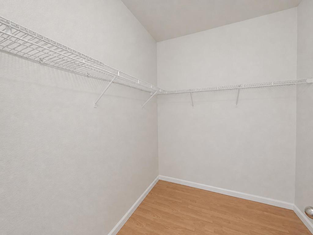 73 Images Circle Property Photo 56