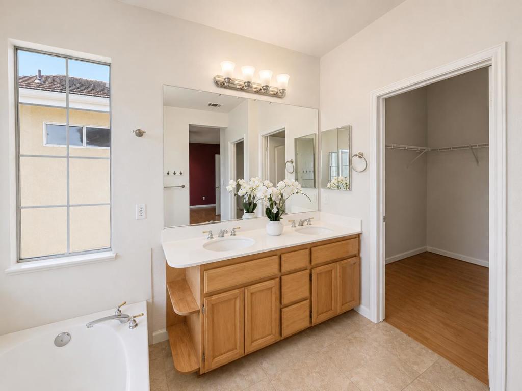 73 Images Circle Property Photo 58
