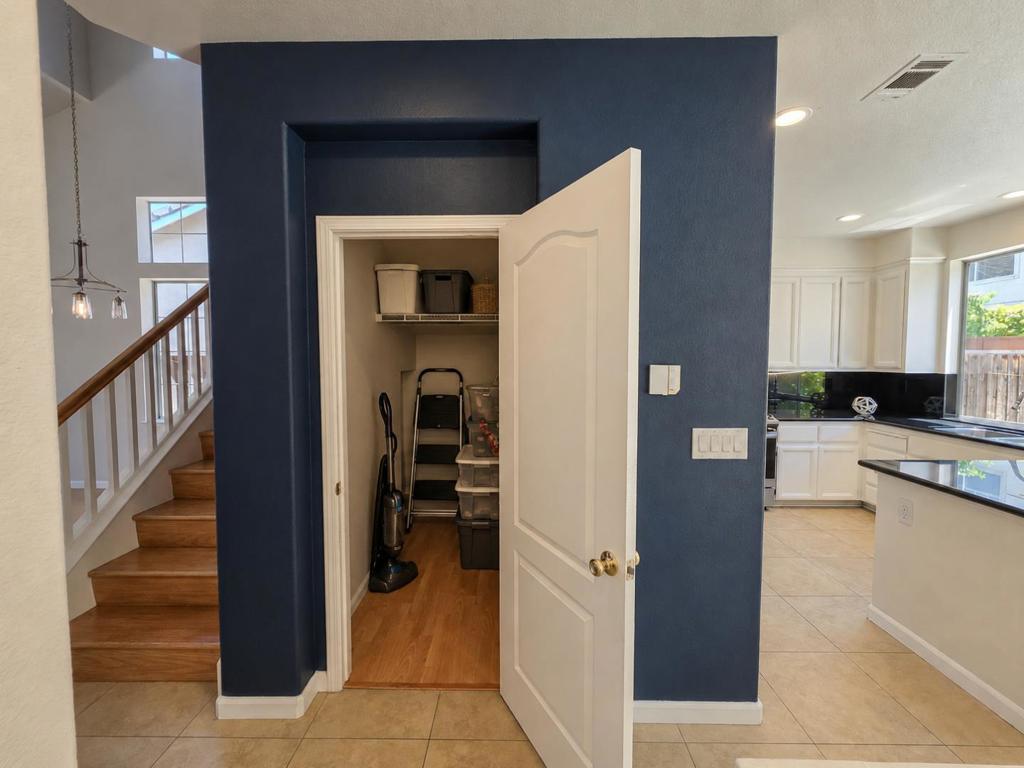 73 Images Circle Property Photo 63