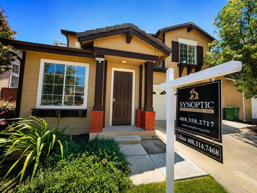 73 Images Circle Property Photo 69