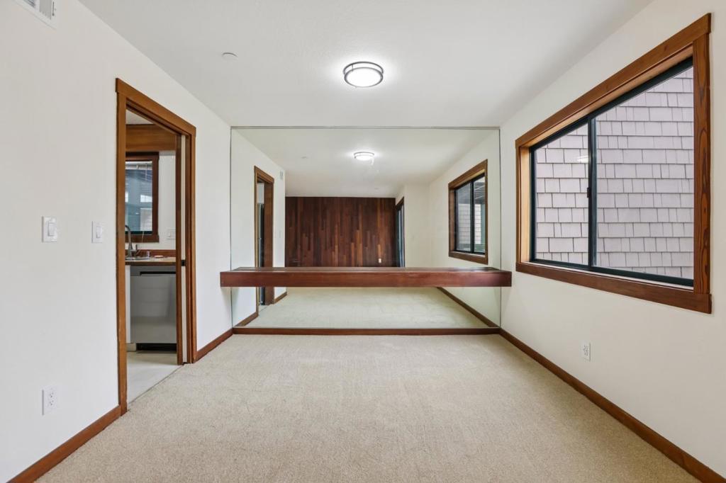 321 Broadway A2 Property Photo 6