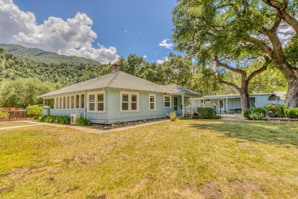 47305 Arroyo Seco Road Property Photo 2