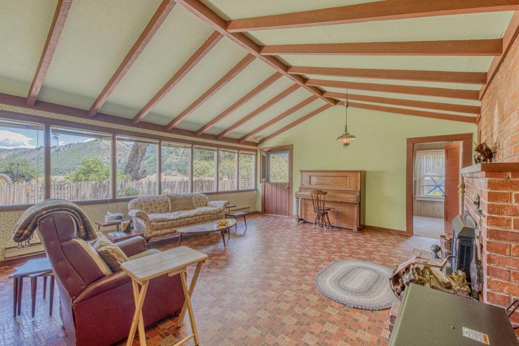 47305 Arroyo Seco Road Property Photo 5