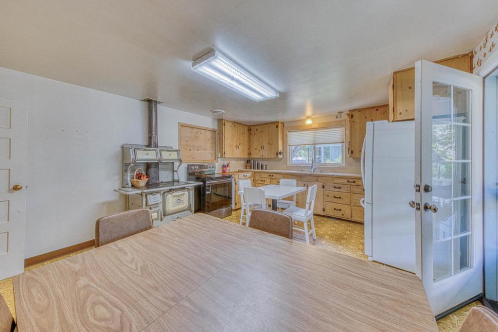 47305 Arroyo Seco Road Property Photo 8