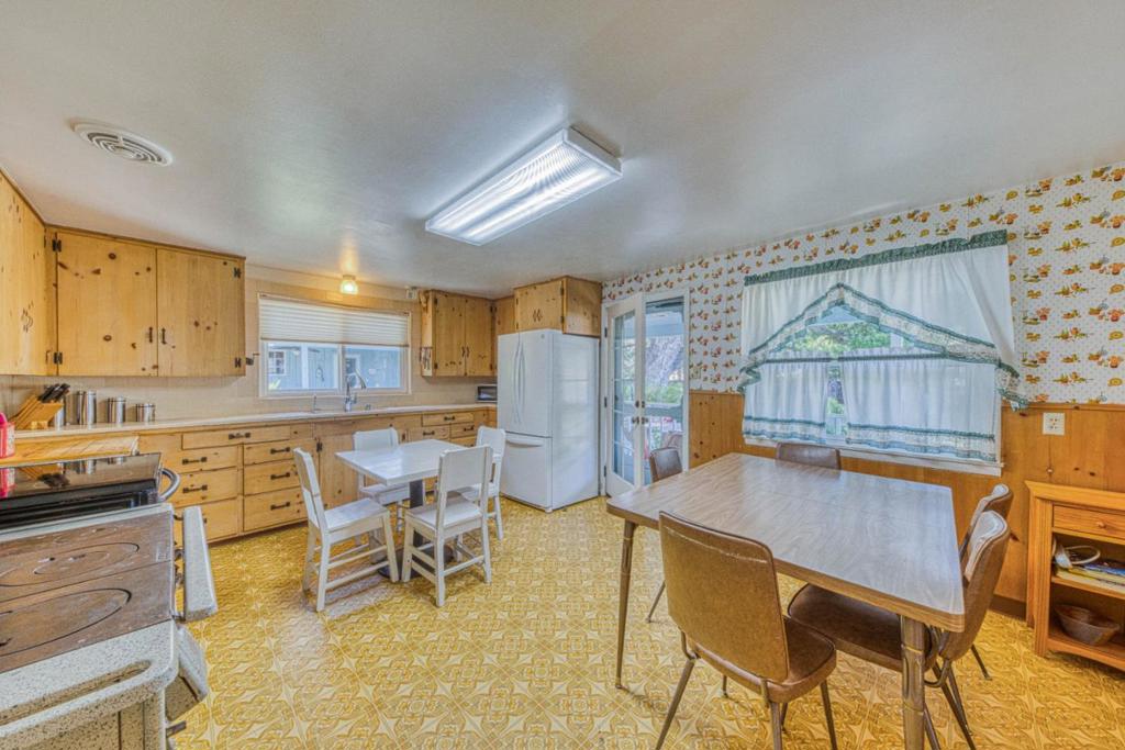 47305 Arroyo Seco Road Property Photo 9